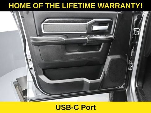 Used 2022 RAM 2500 Big Horn w/ Night Edition AWD/4WD image 11