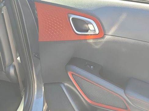 Used 2022 Kia Soul Turbo image 48