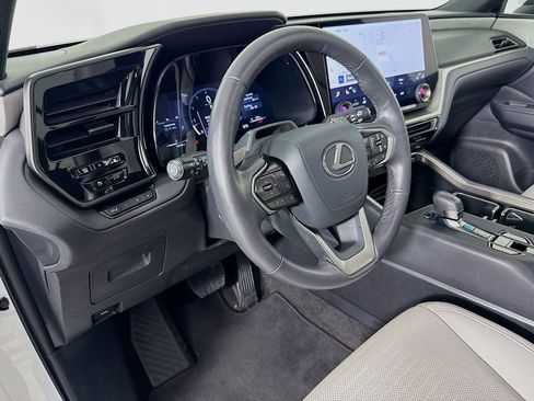 Used 2024 Lexus TX 350 FWD image 9