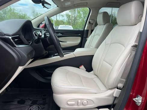 Used 2024 Buick Enclave Essence w/ Experience Buick Package AWD/4WD image 3