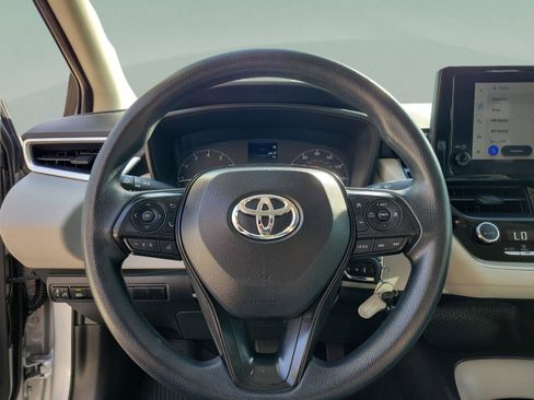 Used 2023 Toyota Corolla LE FWD image 24