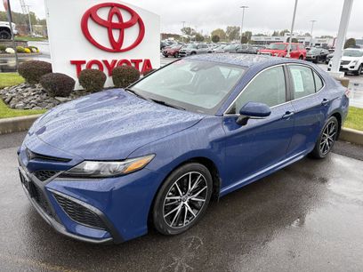 Used 2023 Toyota Camry SE w/ Cold Weather Package