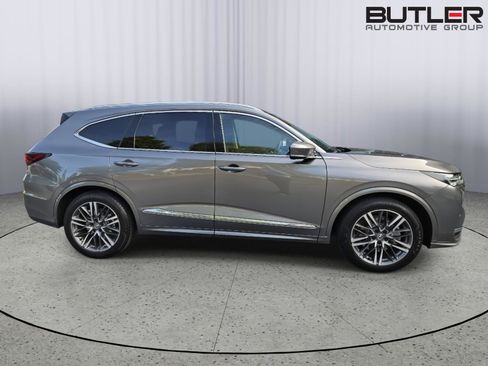 Certified 2026 Acura MDX SH-AWD w/ Advance Package image 4