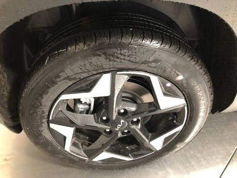 New 2026 Kia Seltos EX AWD/4WD image 10