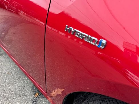 Used 2017 Toyota Prius Two image 51