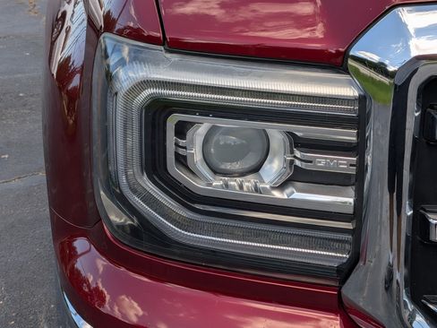 Used 2017 GMC Sierra 1500 SLT AWD/4WD image 10