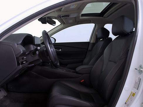 Used 2025 Honda Accord EX-L image 14