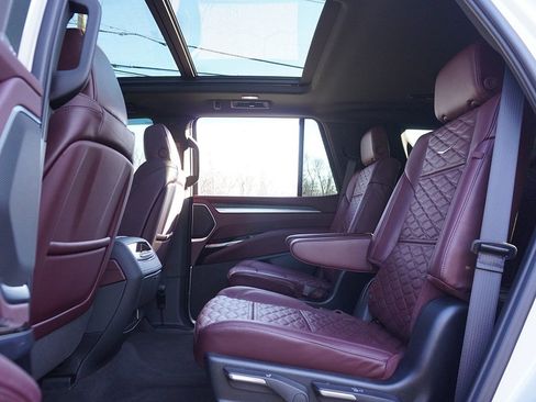 Used 2025 Cadillac Escalade Premium Luxury w/ LPO, Floor Liner Package image 46