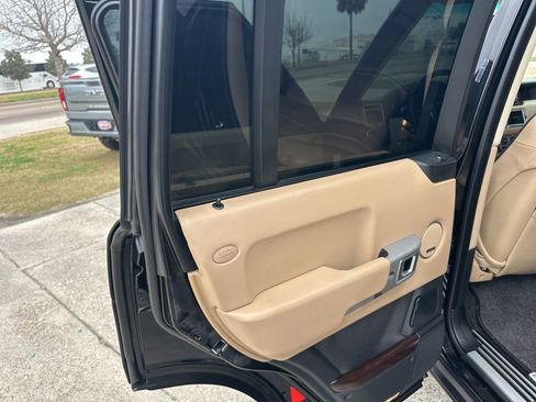 Used 2006 Land Rover Range Rover HSE image 9