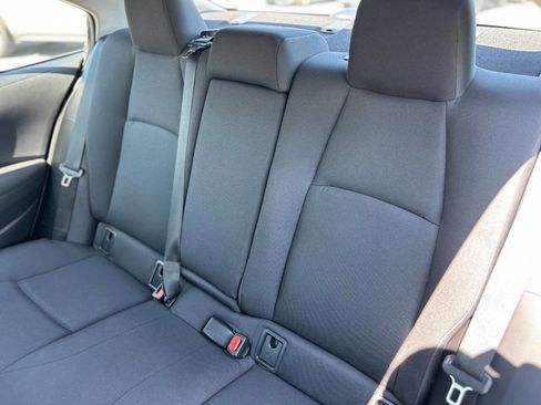 Used 2024 Toyota Corolla LE FWD image 18