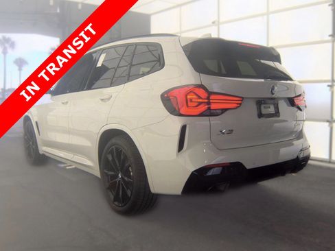 Used 2023 BMW X3 xDrive30i w/ M Sport Package AWD/4WD image 4