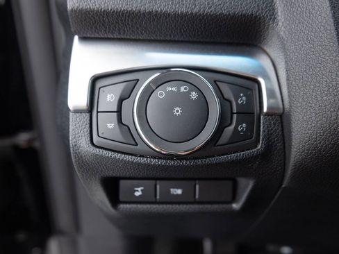 Used 2016 Ford Explorer Sport w/ Equipment Group 401A AWD/4WD image 38