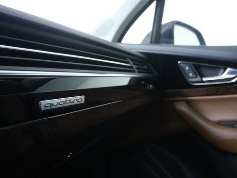 Used 2017 Audi Q7 2.0T Premium Plus image 31