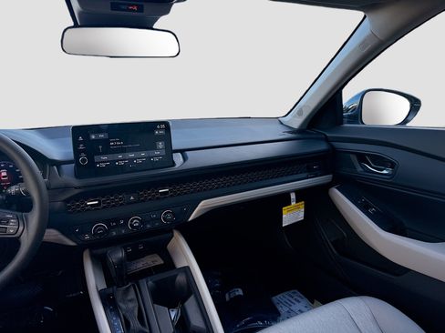 New 2026 Honda Accord SE image 18