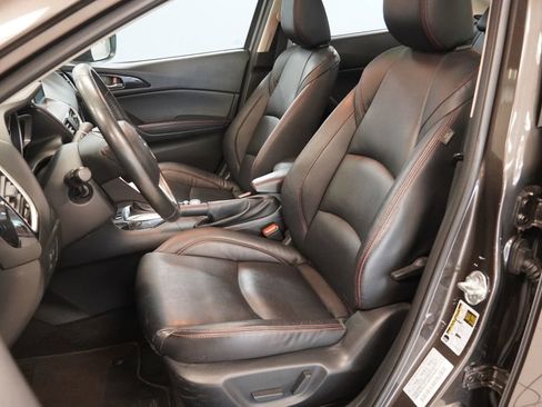 Used 2014 MAZDA MAZDA3 i Grand Touring FWD image 3