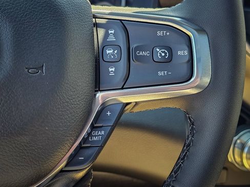 New 2026 RAM 1500 Laramie AWD/4WD image 21