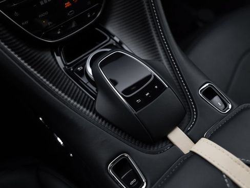 Used 2023 Aston Martin DBS Superleggera Volante RWD image 35