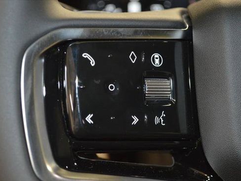 New 2026 Land Rover Discovery Sport Landmark AWD/4WD image 22