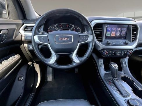 Used 2019 GMC Acadia SLT w/ Black Edition FWD image 8