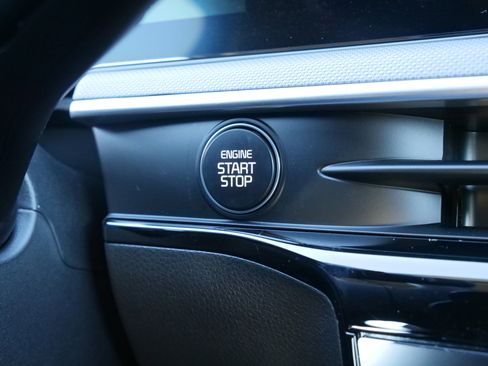 New 2025 Kia K5 LXS image 24