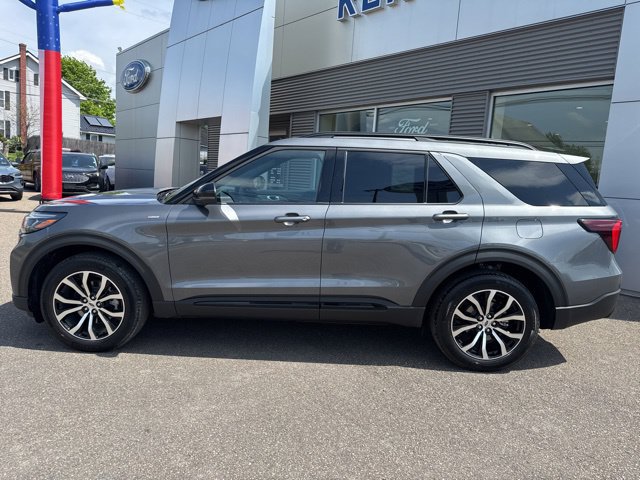 New 2026 Ford Explorer ST-Line AWD/4WD image 9