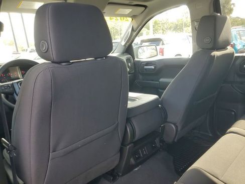 Certified 2024 GMC Sierra 1500 Pro w/ Pro Value Package image 11