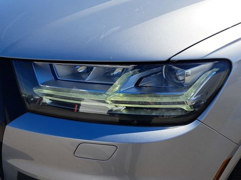 Used 2019 Audi Q7 3.0T Prestige image 36