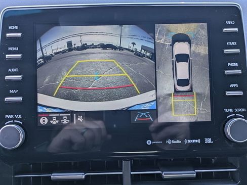 Used 2021 Toyota Avalon Limited image 25