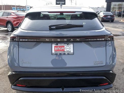 Used 2023 Nissan Ariya AWD image 6