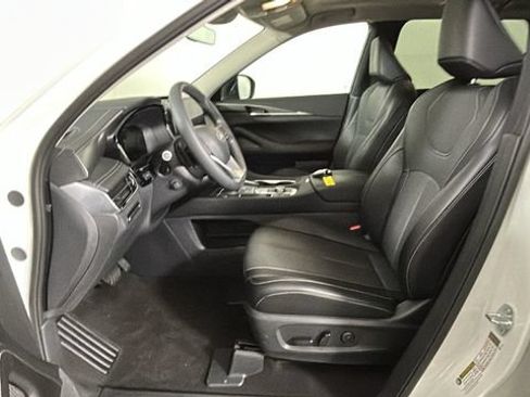 Used 2024 INFINITI QX60 Luxe AWD/4WD image 11