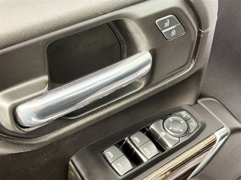 Used 2019 GMC Sierra 1500 Elevation image 17