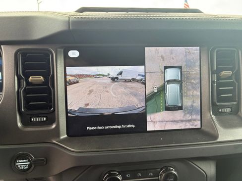 Used 2025 Ford Bronco Badlands AWD/4WD image 18