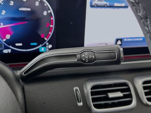 Certified 2025 Mercedes-Benz GLE 350 4MATIC image 17