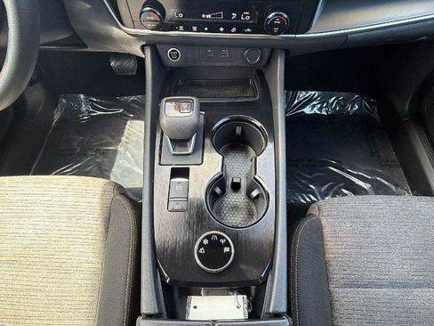 Used 2021 Nissan Rogue SV AWD/4WD image 22