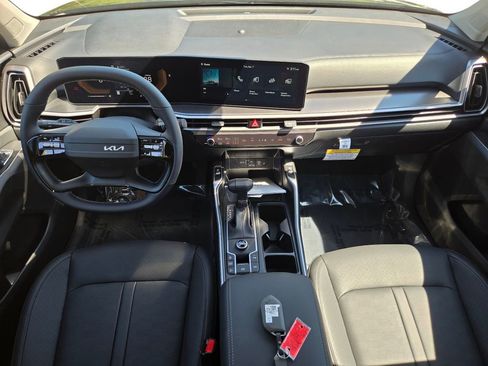 New 2026 Kia Sorento S FWD image 22