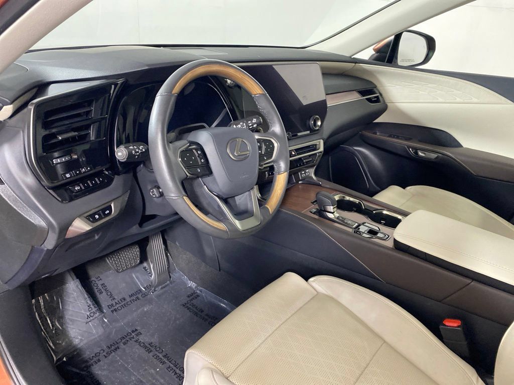 Certified 2023 Lexus RX 350 w/ Accessory Package (Z1) AWD/4WD image 12