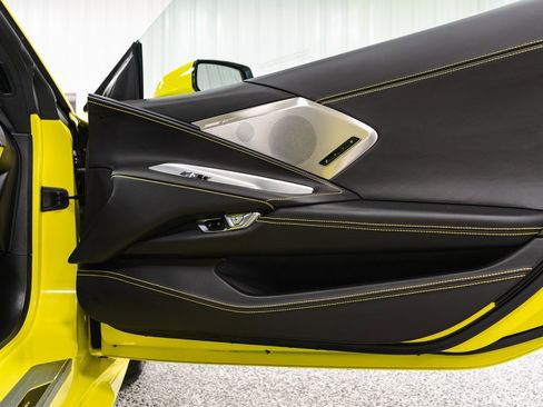 Used 2023 Chevrolet Corvette Stingray Premium Conv w/ 3LT image 34