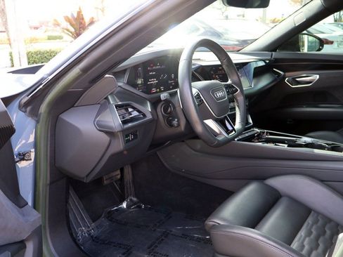 Used 2023 Audi e-tron GT Premium Plus w/ Performance Package image 30