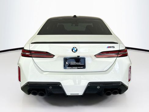 Used 2025 BMW M5 w/ Carbon Package AWD/4WD image 6