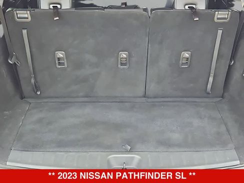 Used 2023 Nissan Pathfinder SL FWD image 34