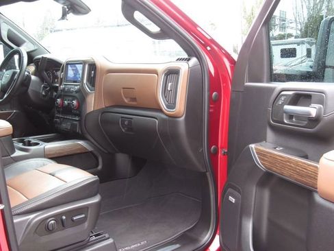 Used 2023 Chevrolet Silverado 3500 High Country image 23