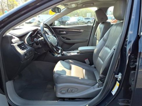 Used 2018 Chevrolet Impala LT w/ LT Leather Package FWD image 13