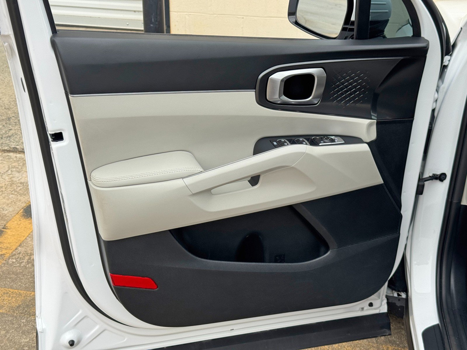 Used 2025 Kia Sorento EX w/ Panoramic Sunroof Package FWD image 45