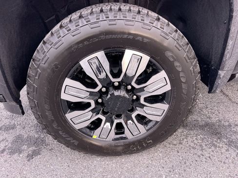 New 2026 GMC Sierra 3500 Denali w/ Denali Reserve Package image 11