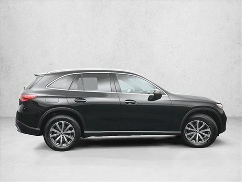 Certified 2025 Mercedes-Benz GLC 300 GLC 300 image 7