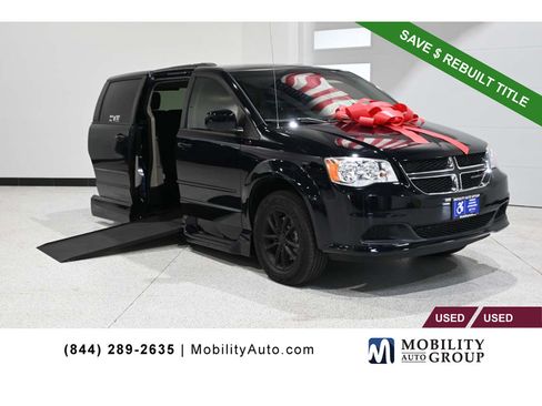 Used 2015 Dodge Grand Caravan SXT FWD image 1