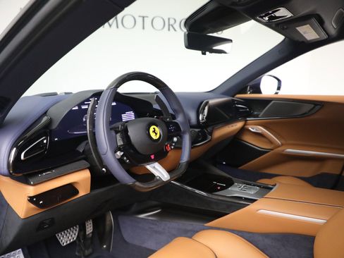 Certified 2025 Ferrari Purosangue image 13