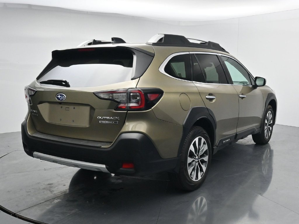 Used 2024 Subaru Outback Touring XT AWD/4WD image 7