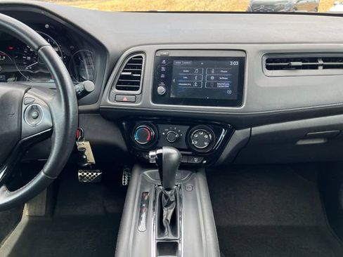 Used 2022 Honda HR-V Sport image 19