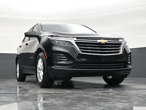 Used 2024 Chevrolet Equinox LS FWD image 23